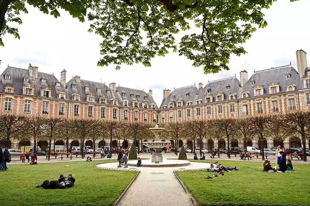 Place des Vosges